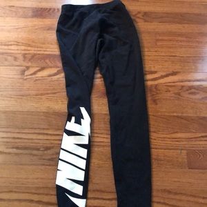Nike leggings